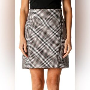 White House Black Market Ivory Houndstooth Plaid Asymmetrical Zip-Front